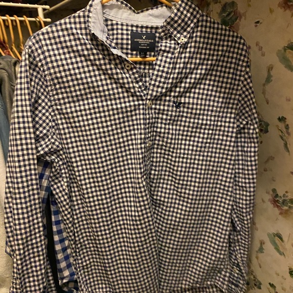 Men’s button downs - Picture 3 of 3